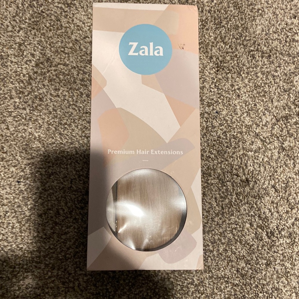 Zala tape in hair extensions brand new!! Never taken out of box Honey blonde